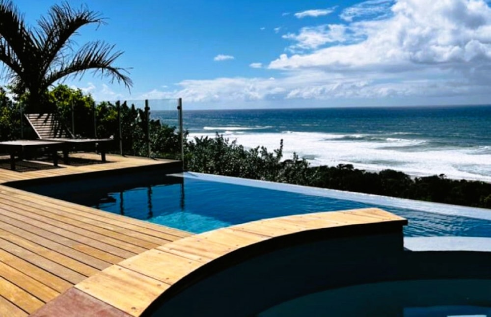 Beachfront villa for sale in Trafalgar - 1PD1610171 Beachfront villa for sale in Trafalgar - 1PD1610171