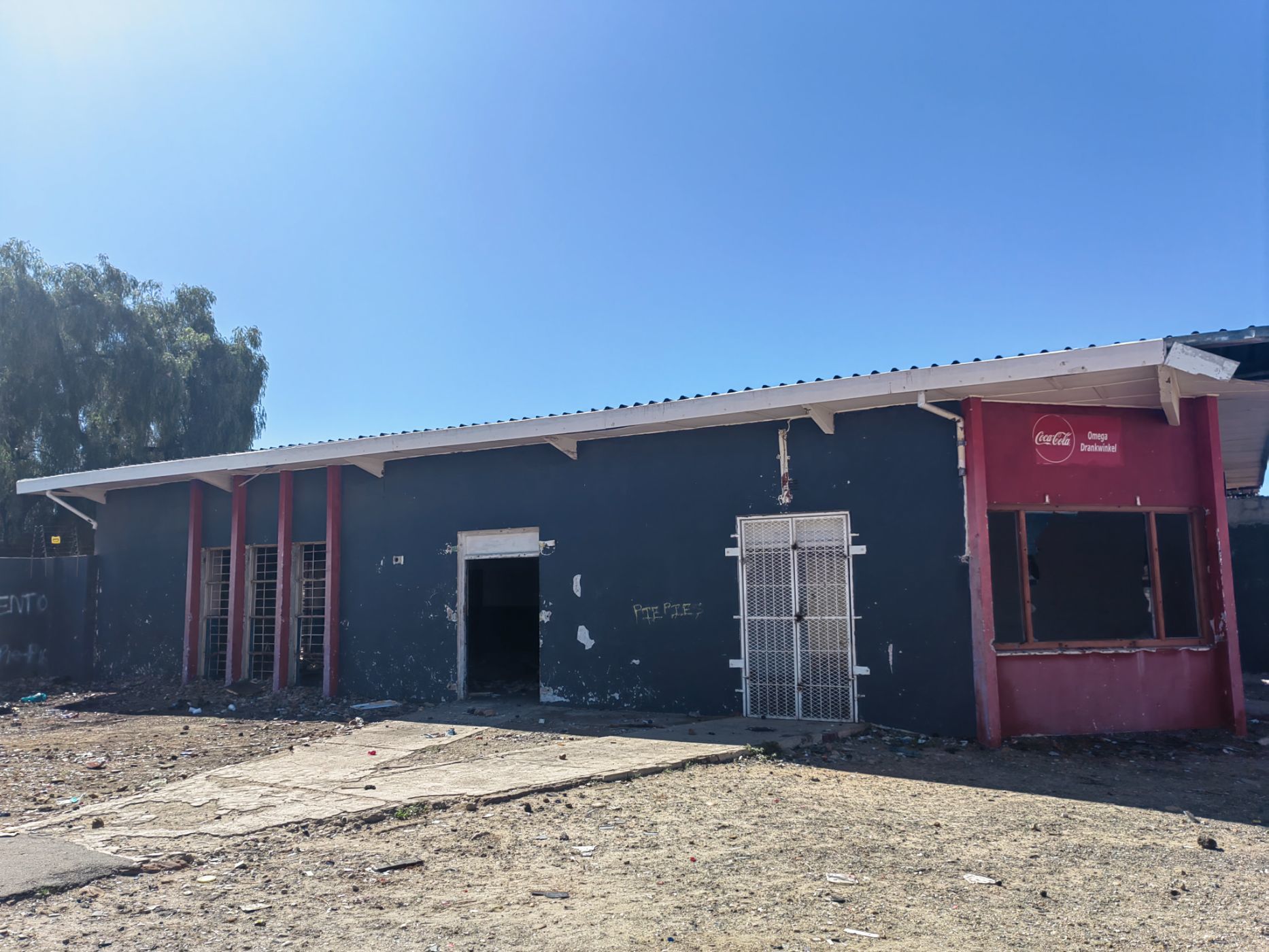 Commercial retail property sold in Oudtshoorn - 1OU1610429