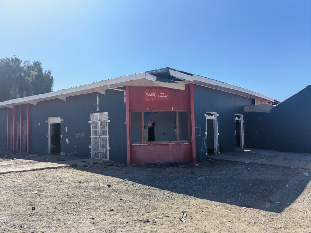 Commercial retail property sold in Oudtshoorn - 1OU1610429 Commercial retail property sold in Oudtshoorn - 1OU1610429