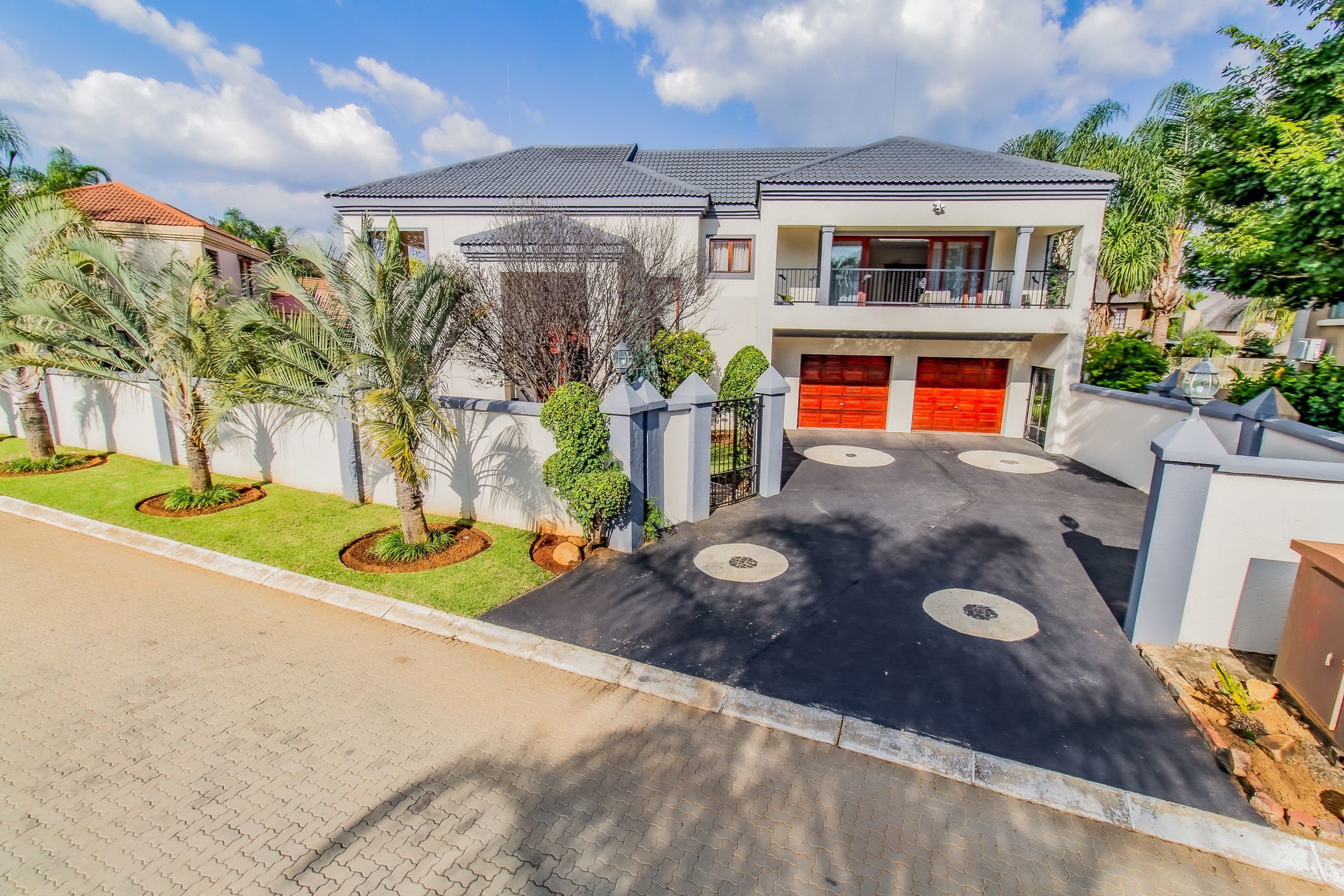 Security estate home for sale in Melodie - 1HR1721227