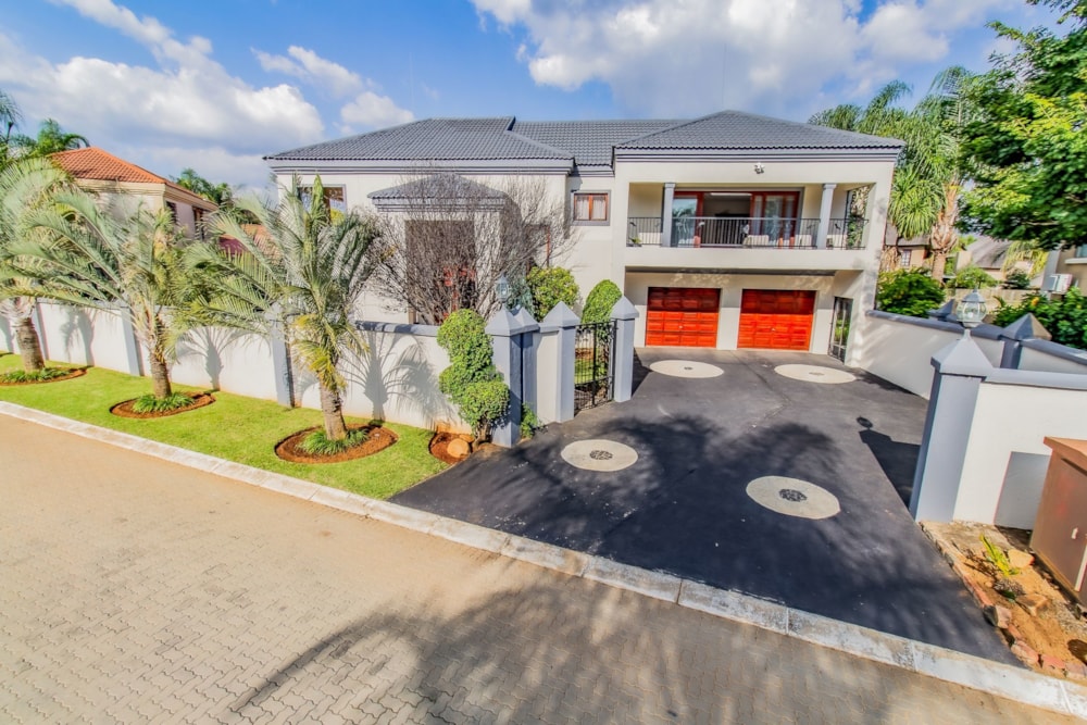 Security estate home for sale in Melodie - 1HR1721227 Security estate home for sale in Melodie - 1HR1721227