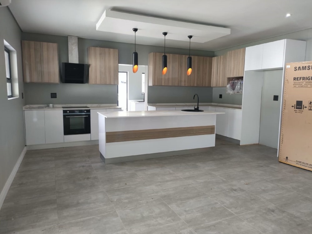 House to rent in Meer en See - 1RY1693704