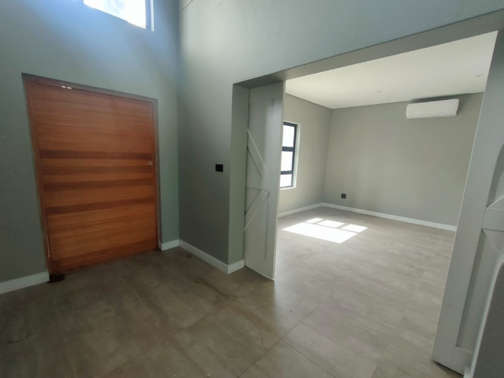 House to rent in Meer en See - 1RY1693704