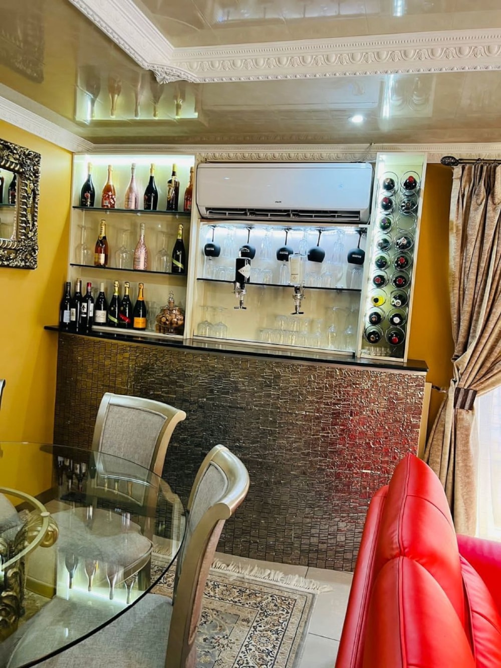 Security complex home let in Arboretum, Richards Bay - 1RY1715947 Security complex home let in Arboretum, Richards Bay - 1RY1715947