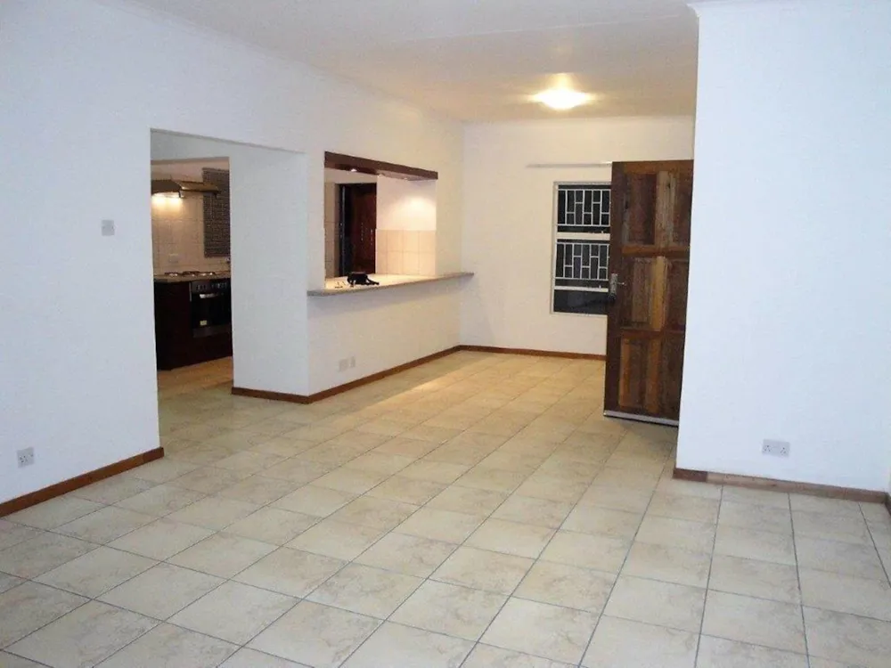Single-storey house let in Phakalane, Botswana - 3BO1717028