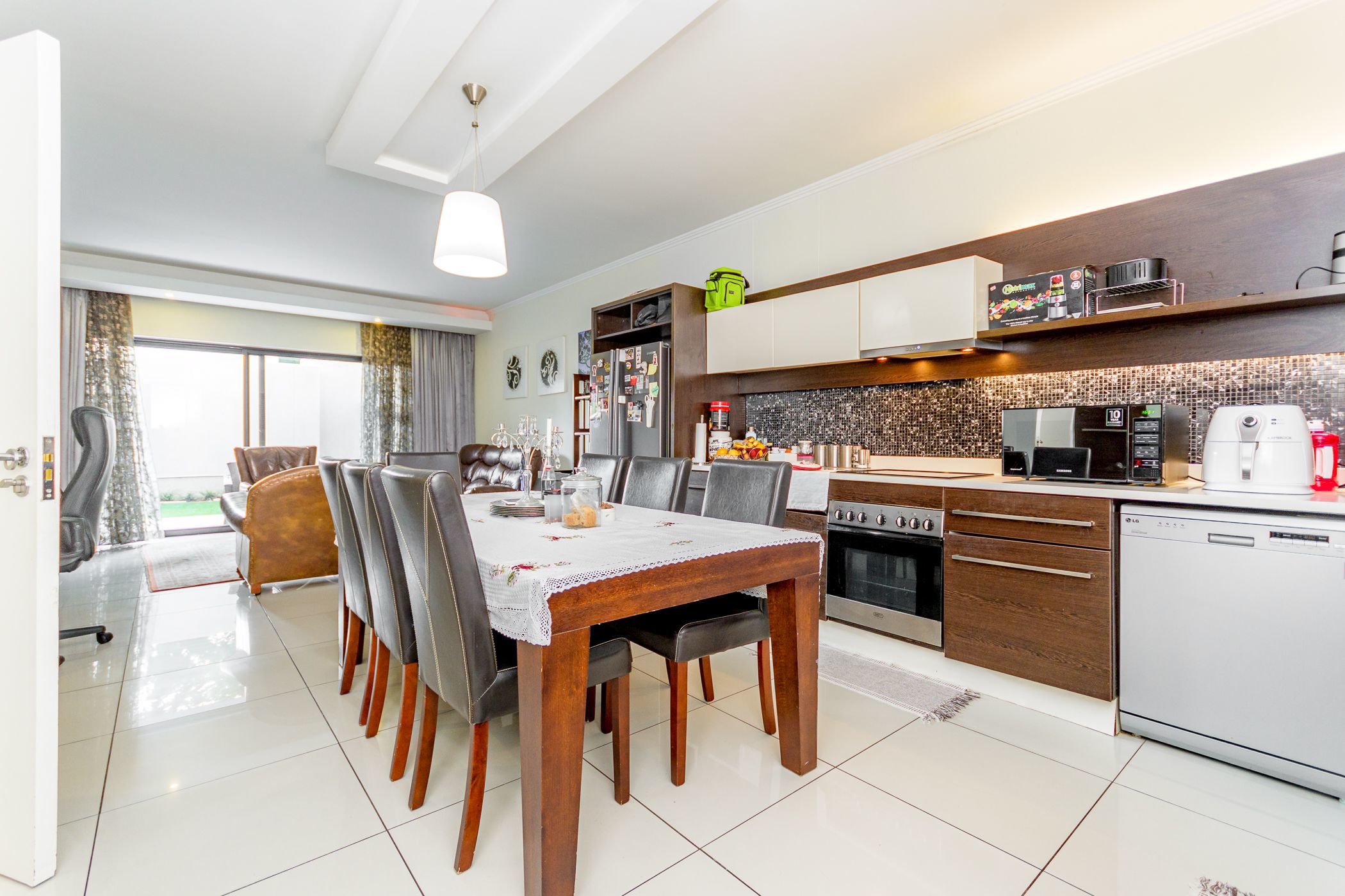 Apartment for sale in Morningside, Sandton - HP1610768