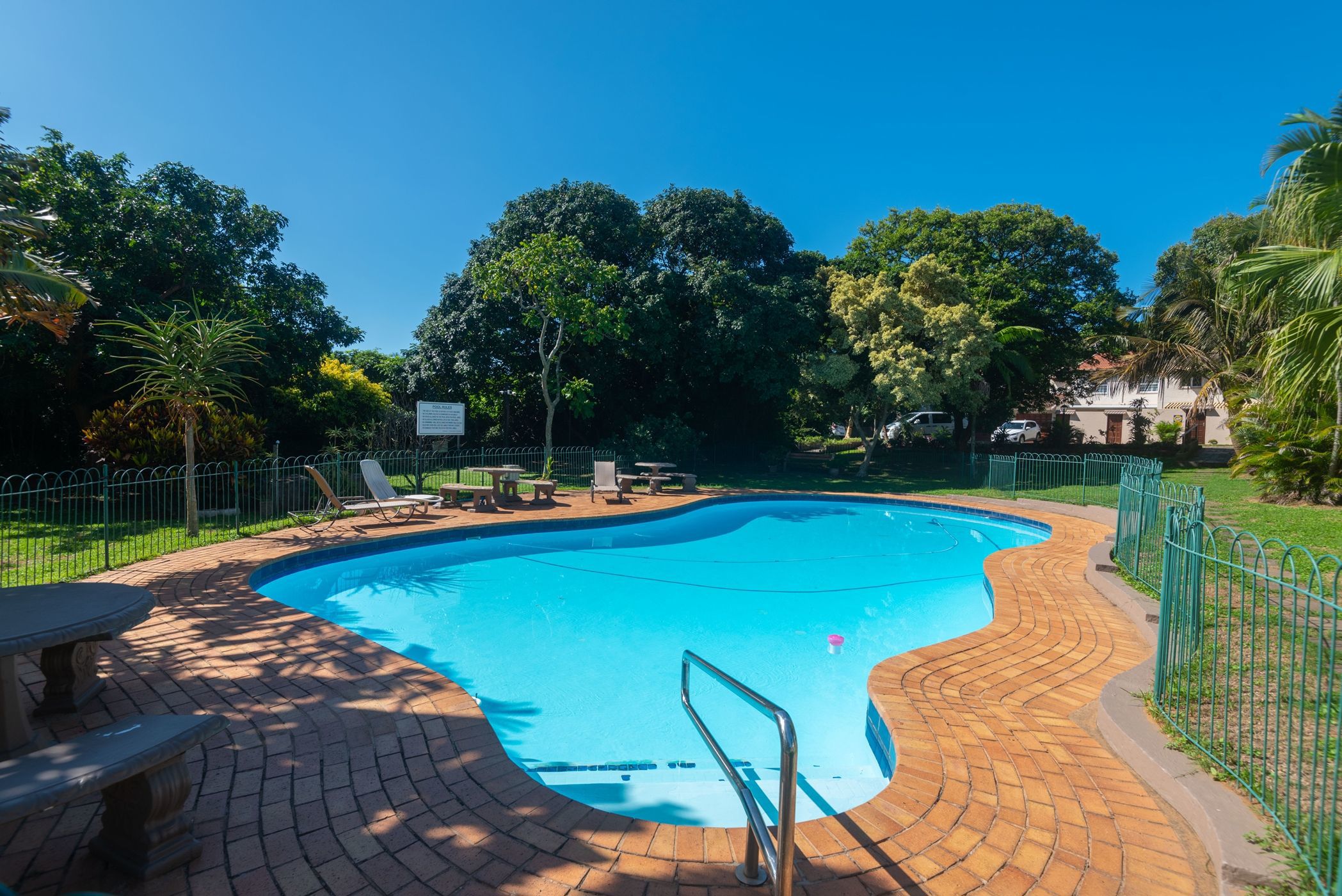 Townhouse for sale in uMhlanga Rocks - 1ND1753674
