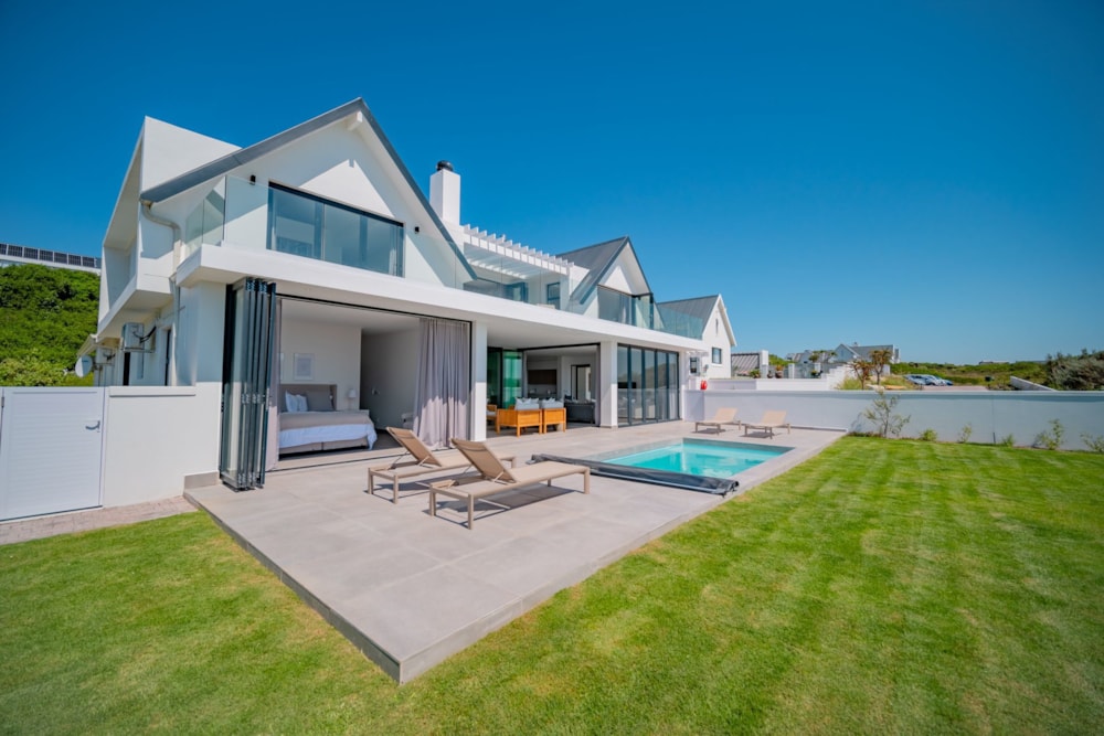 House for sale in St Francis Links - 1SA1610261 House for sale in St Francis Links - 1SA1610261