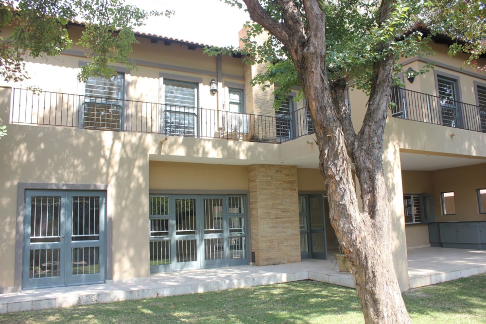 House for sale in Baileys Muckleneuk - PT1611034 House for sale in Baileys Muckleneuk - PT1611034