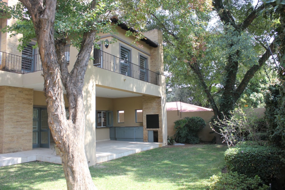 House for sale in Baileys Muckleneuk - PT1611034 House for sale in Baileys Muckleneuk - PT1611034