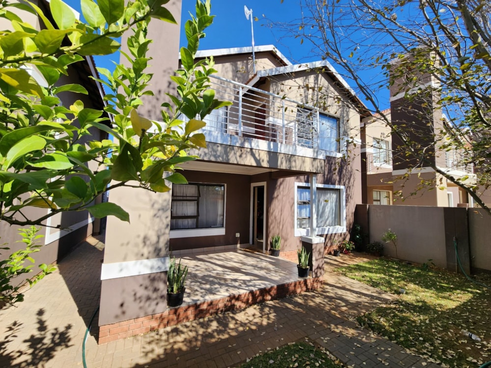 Townhouse for sale in Bayswater - 1BX1611249