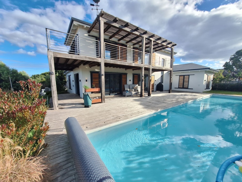 House to rent in Westcliff, Hermanus - ONL1723502 House to rent in Westcliff, Hermanus - ONL1723502