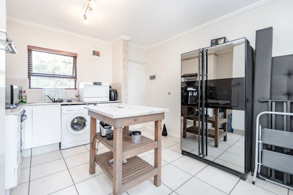 Apartment for sale in Bryanston - HP1728393 Apartment for sale in Bryanston - HP1728393