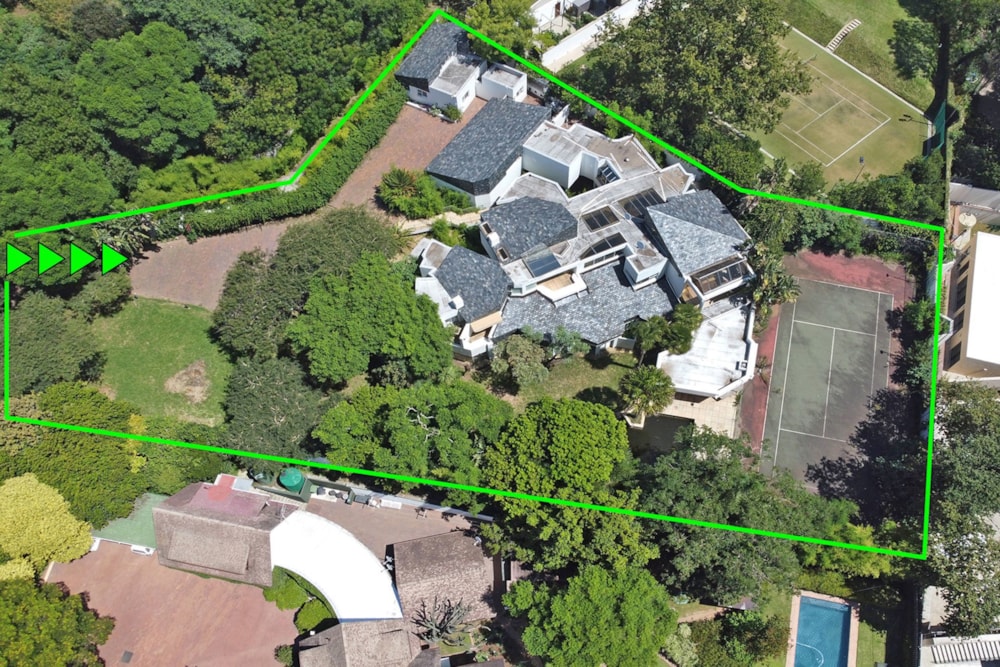 House for sale in Sandhurst - HP1627367