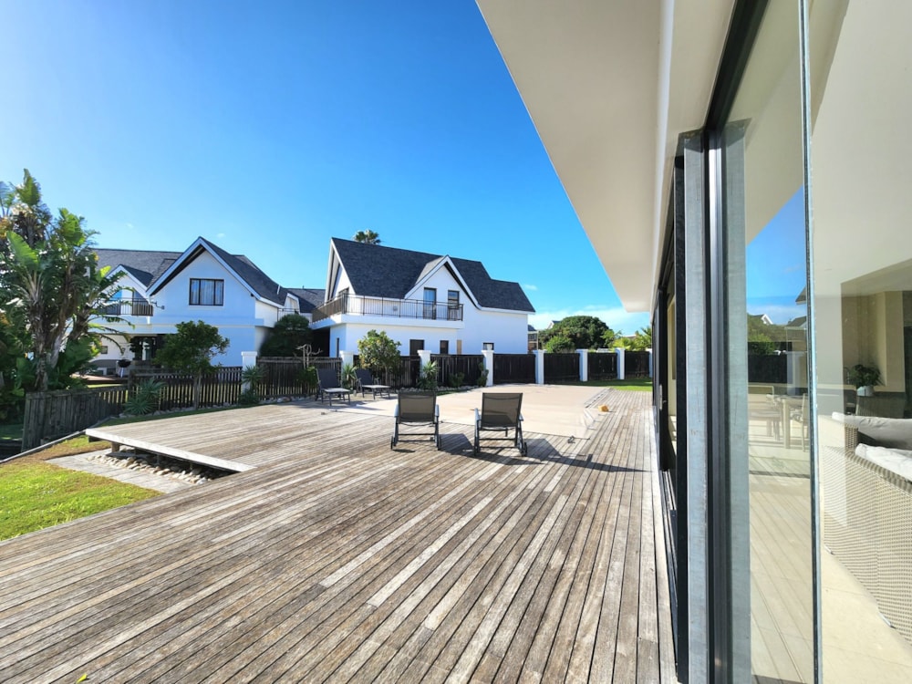 Double-storey house to rent in Canals - 1SA1715606 Double-storey house to rent in Canals - 1SA1715606