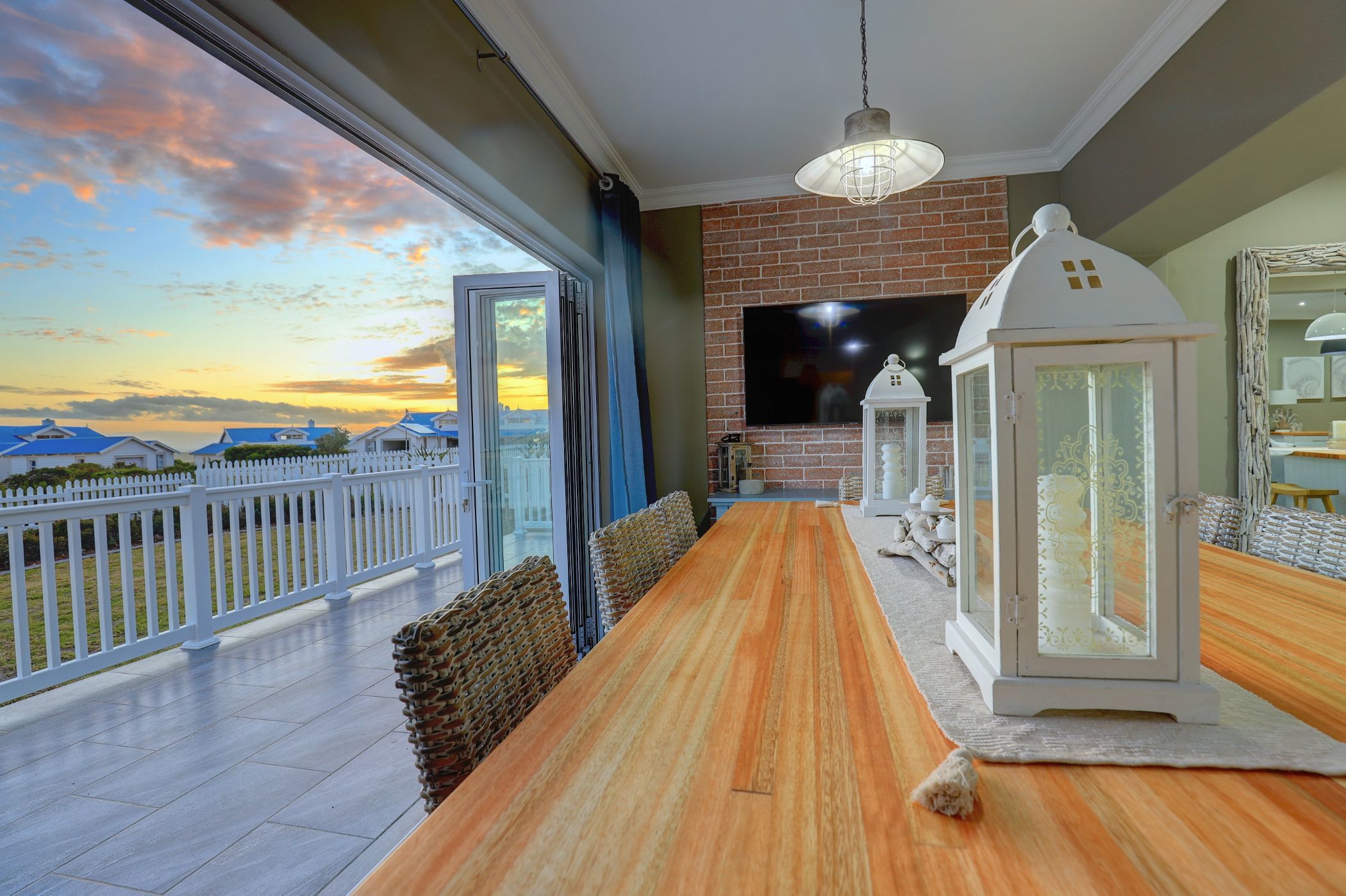 House for sale in Pinnacle Point Golf Estate - 1MB1615913