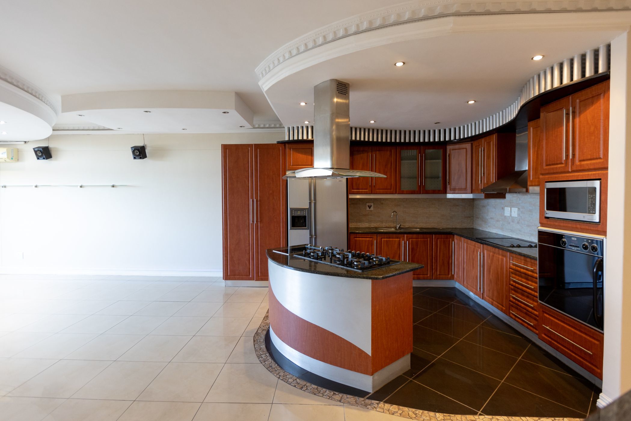 Apartment sold in New Town Centre - 1ND1614093