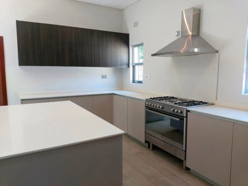 Security complex home to rent in Rhodespark, Zambia - 3ZA1615100 Security complex home to rent in Rhodespark, Zambia - 3ZA1615100
