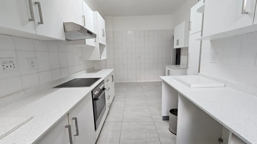 Apartment let in Glenwood, Durban - 1DA1661892