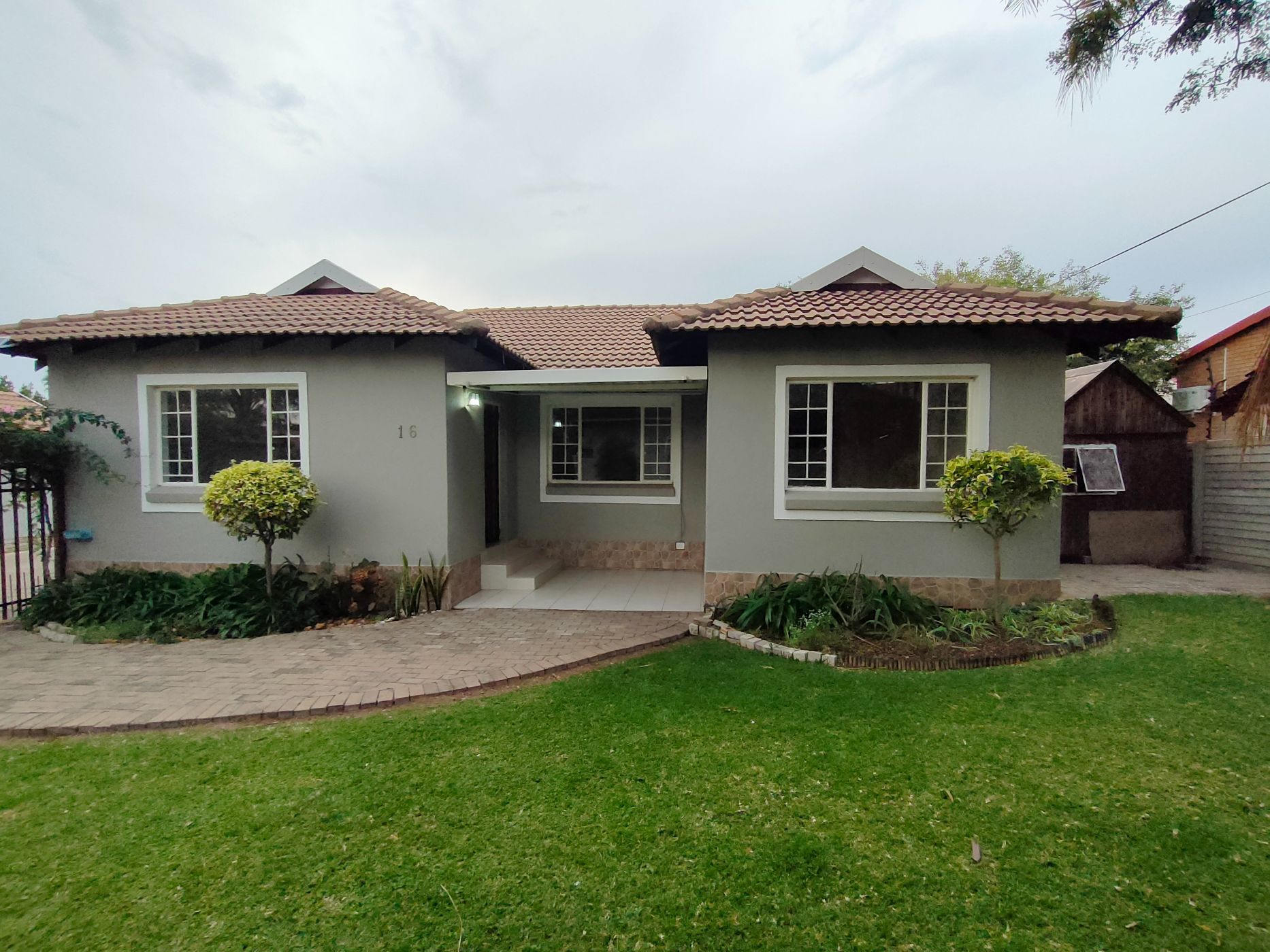 Townhouse let in Bendor Park - 1PS1672165