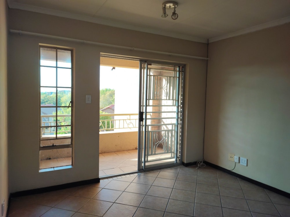 Apartment to rent in Mooikloof Ridge - PTL1611689