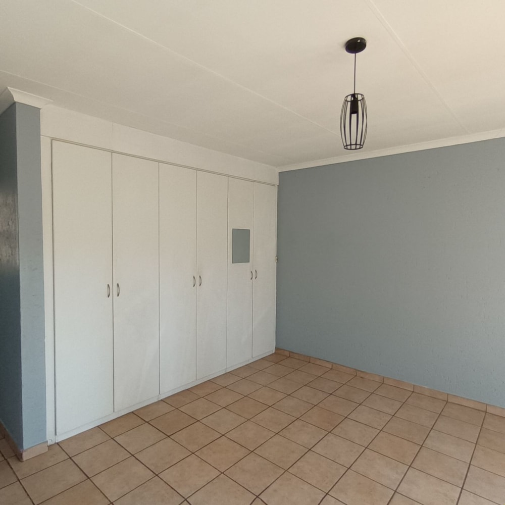 Security complex home let in Sonneveld - 1BJ1687241 Security complex home let in Sonneveld - 1BJ1687241