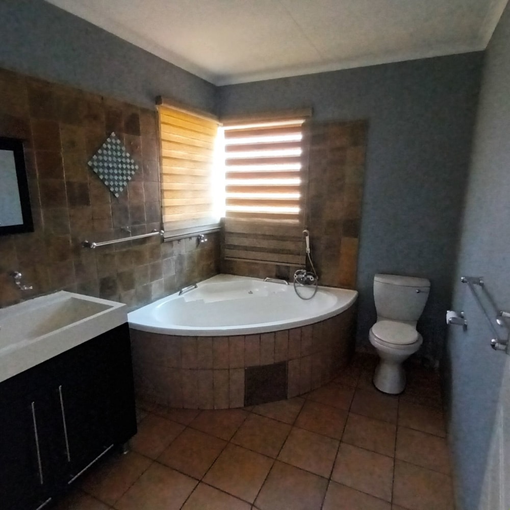 Security complex home let in Sonneveld - 1BJ1687241 Security complex home let in Sonneveld - 1BJ1687241