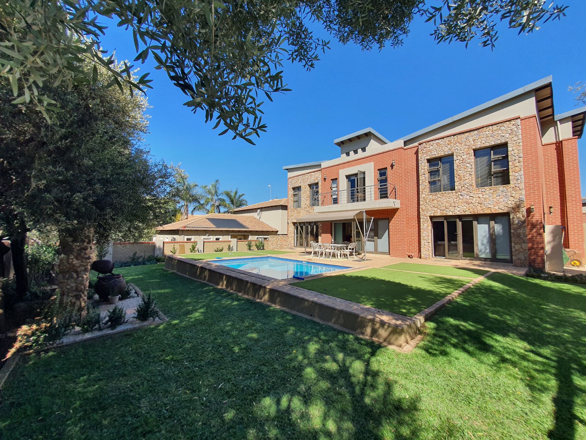 House sold in Midstream Estate - CN1727046