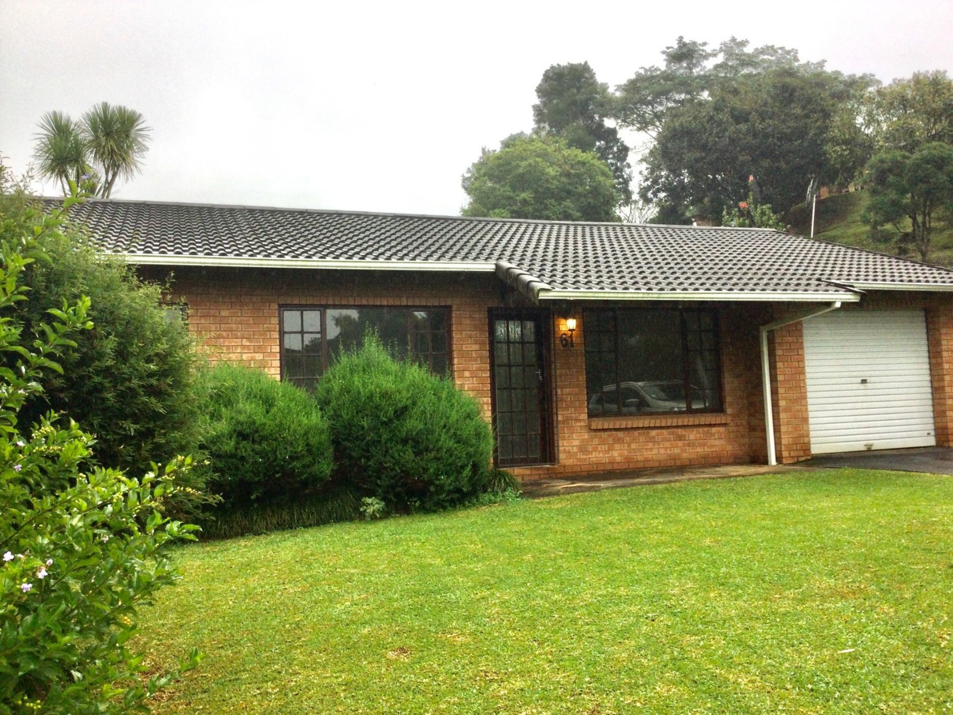 Townhouse sold in Montrose - 1PM1661153