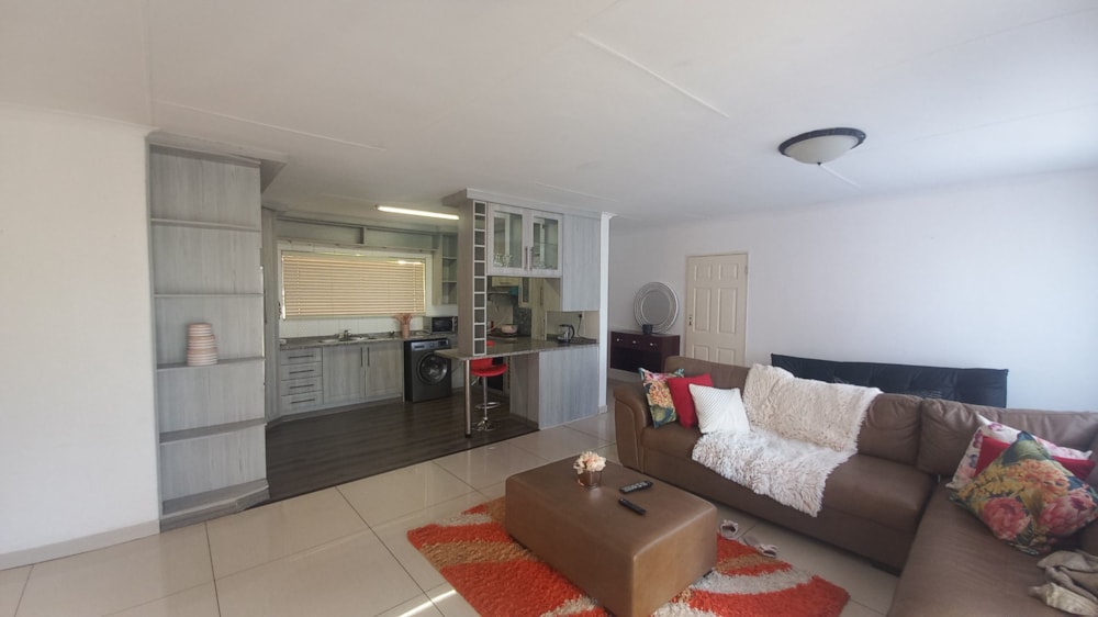 Townhouse for sale in Signal Hill, Newcastle - 1NW1716292