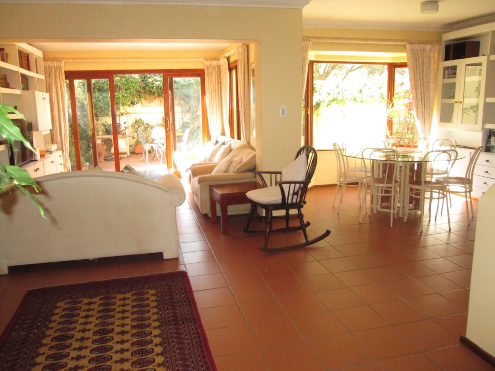 Townhouse let in Illovo - JBL1697770 Townhouse let in Illovo - JBL1697770