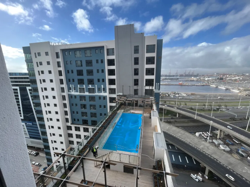 Bachelor apartment let in Cape Town Central - CBL1728138 Bachelor apartment let in Cape Town Central - CBL1728138