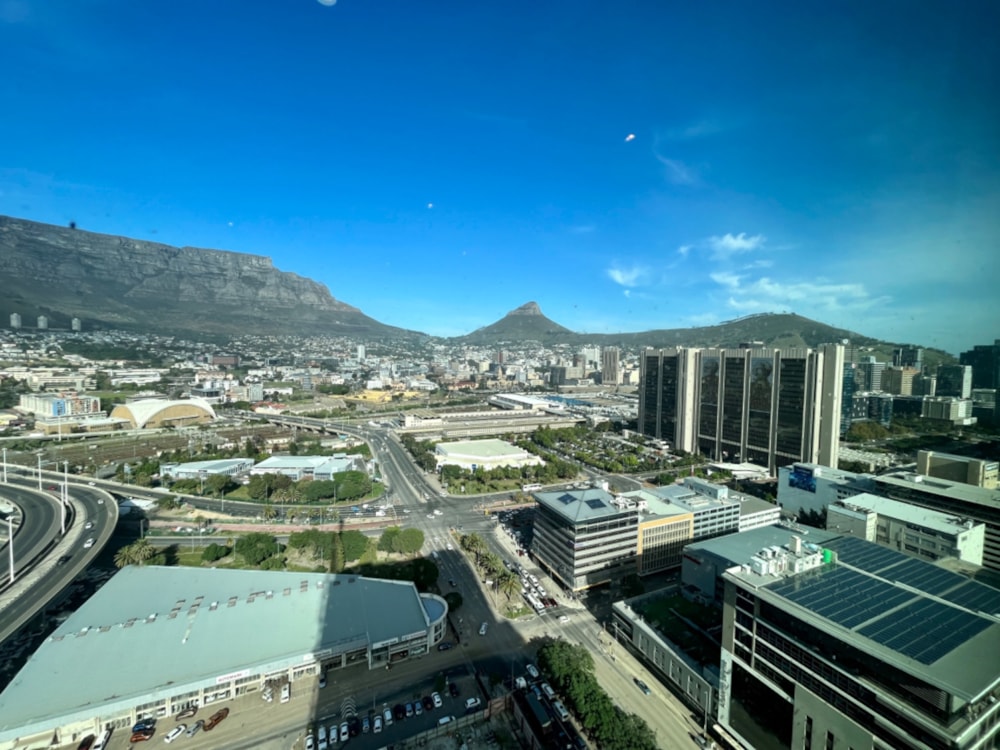 Bachelor apartment to rent in Cape Town Central - CBL1728138