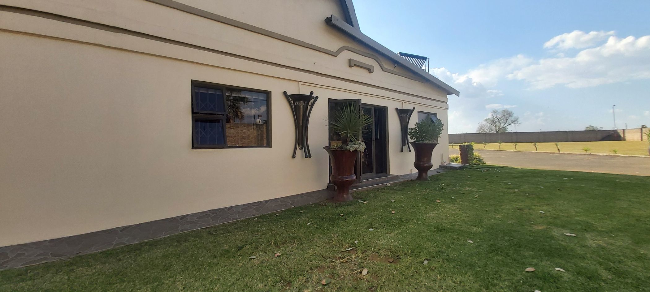 Smallholding for sale in Unitas Park - 1VT1613296