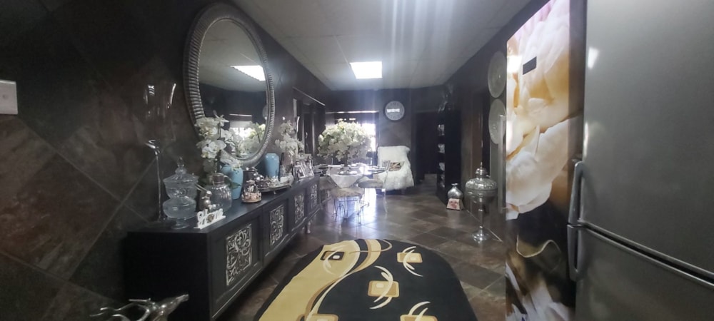 Smallholding for sale in Unitas Park - 1VT1613296