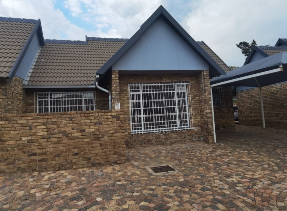 House for sale in Middelburg Central (Mpumalanga Central)  - 1MD1613146