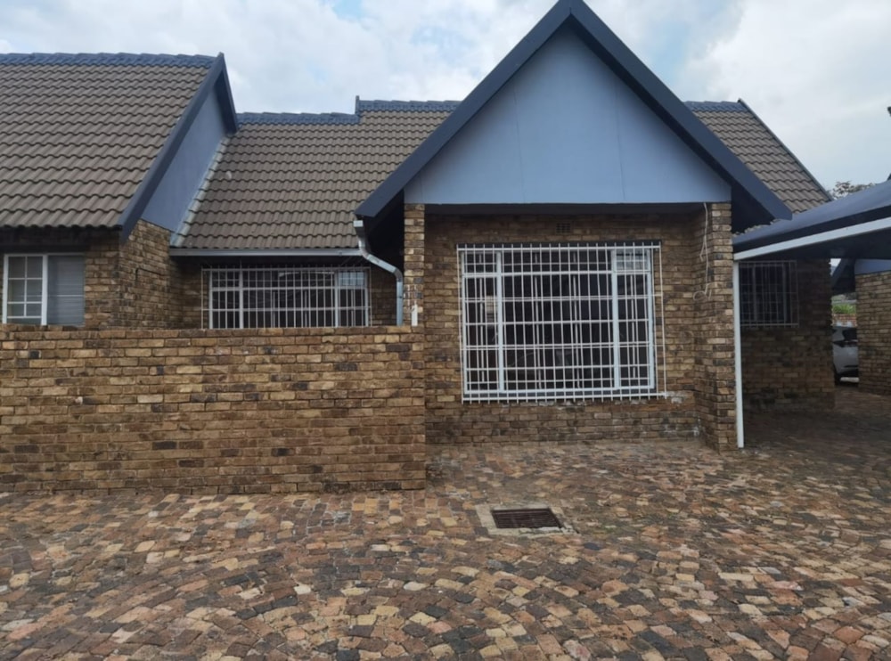 House for sale in Middelburg Central (Mpumalanga Central)  - 1MD1613146