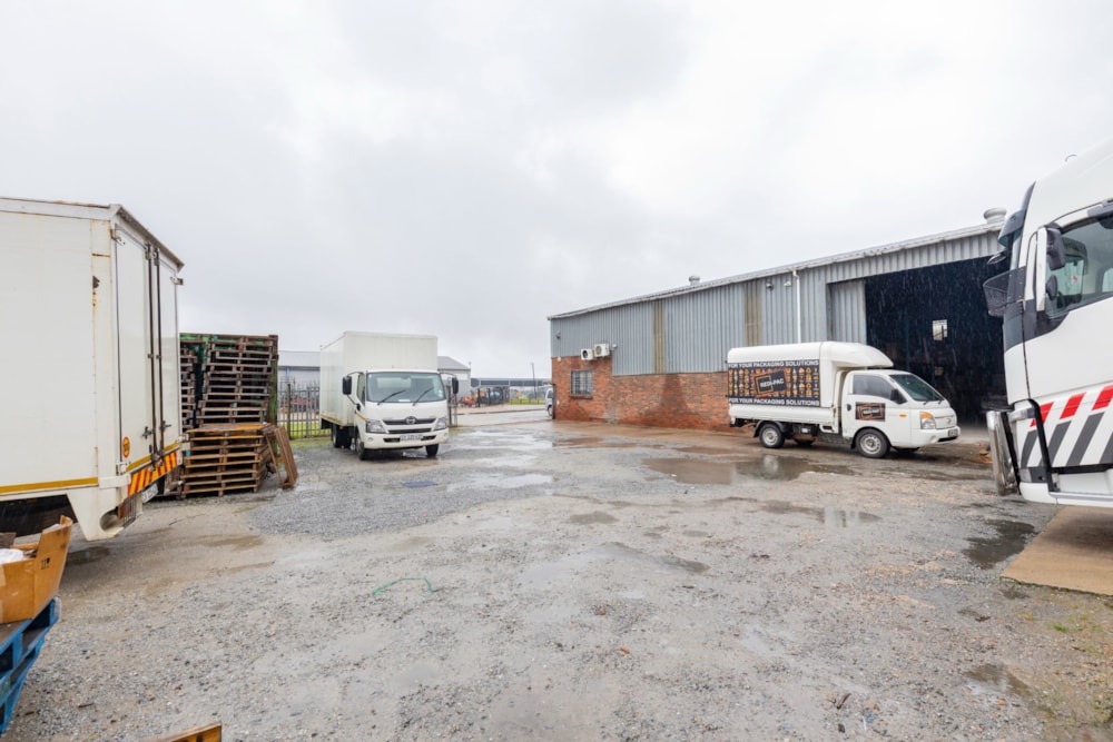 Commercial Building sold in George Industria - GEO1613196 Commercial Building sold in George Industria - GEO1613196