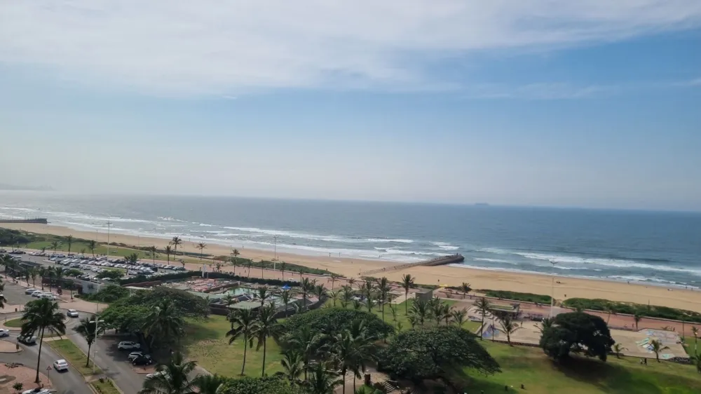 Apartment for sale in North Beach Durban - 1DA1613185 Apartment for sale in North Beach Durban - 1DA1613185