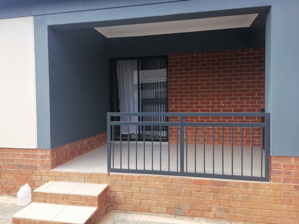 House for sale in Lotus Gardens - PT1614735