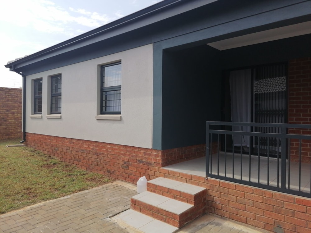 House for sale in Lotus Gardens - PT1614735