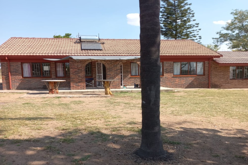 House for sale in Vaalwater - 1MDM1615559 House for sale in Vaalwater - 1MDM1615559
