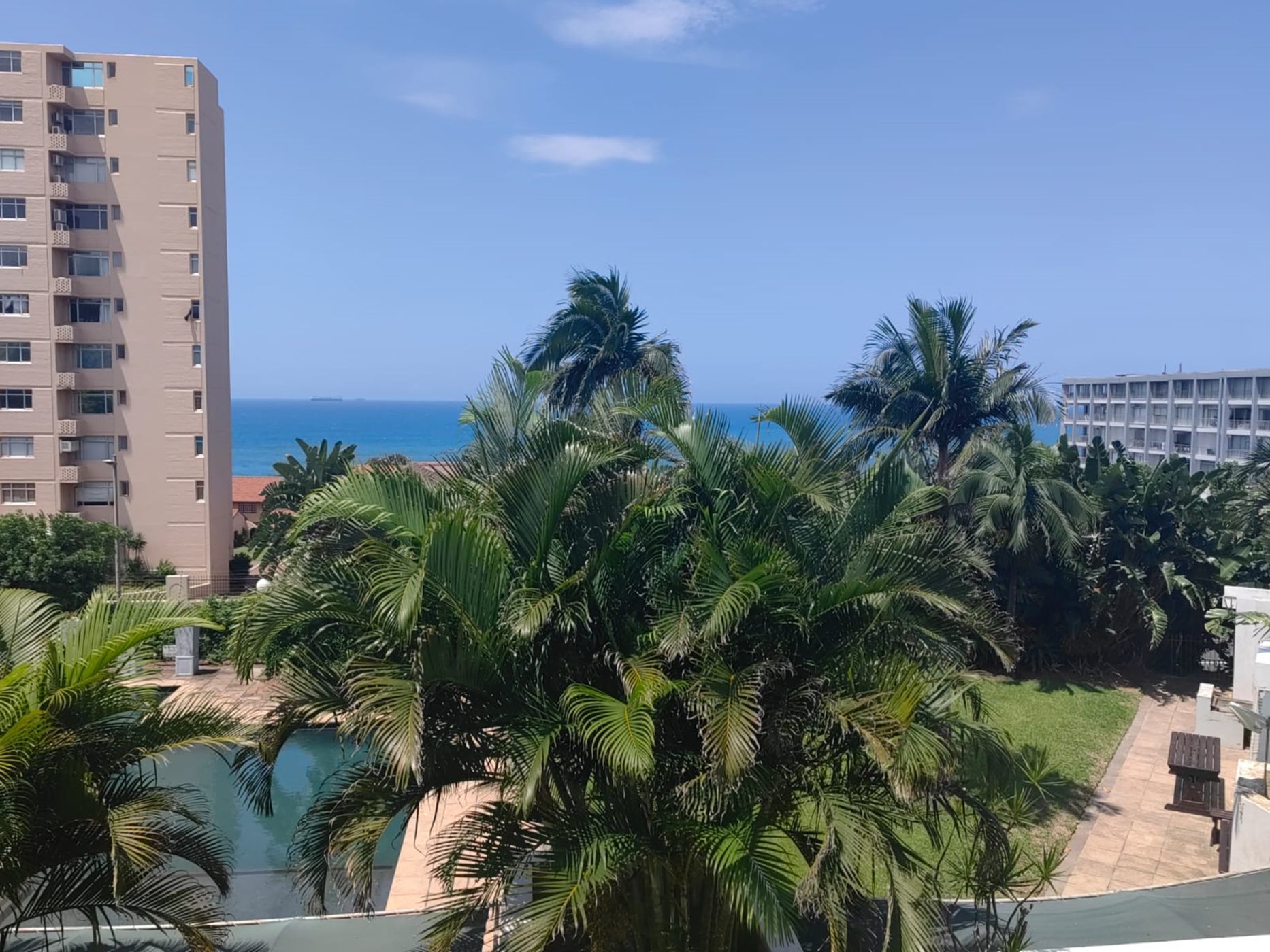 Apartment to rent in uMhlanga Rocks - 1ND1700617