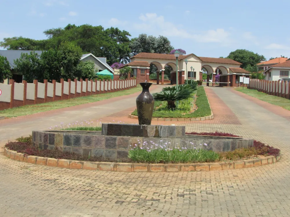 Vacant land for sale in Golden Acres - 1TA1614103