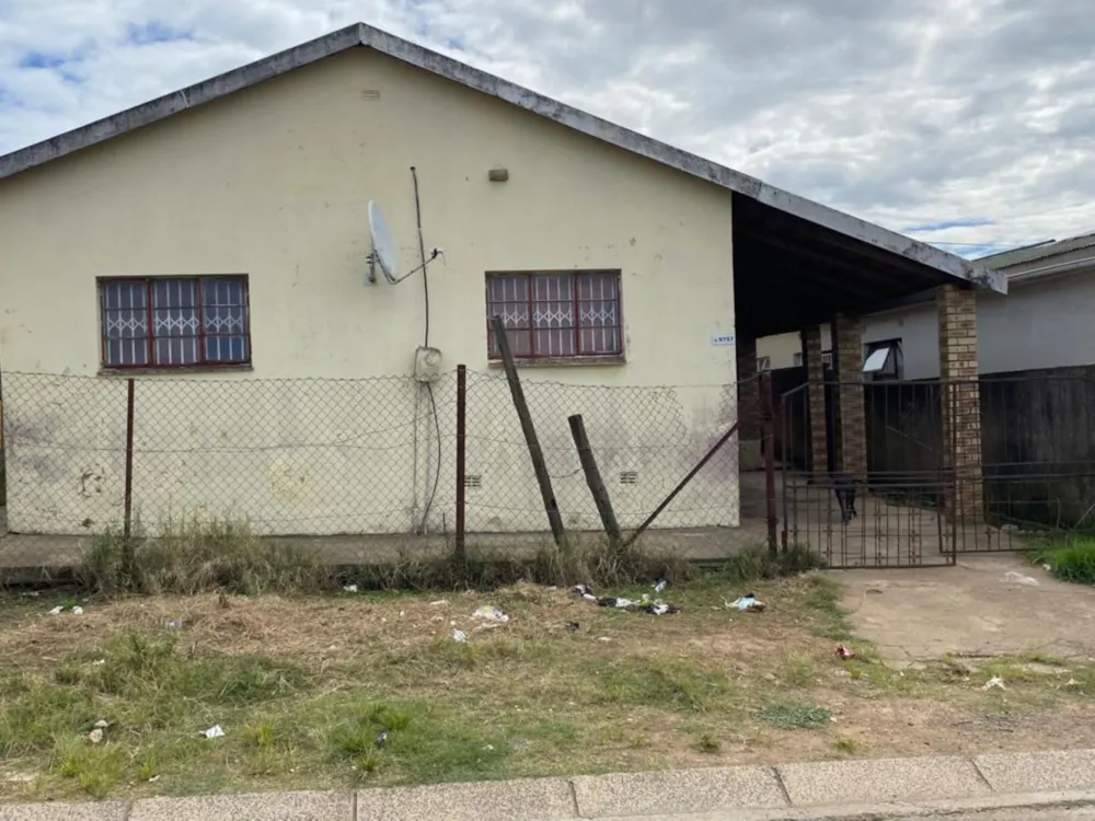 House for sale in Ngangelizwe - 1MH1614111 House for sale in Ngangelizwe - 1MH1614111