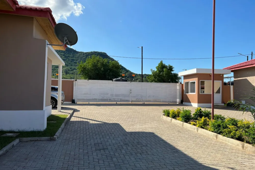 Apartment let in Tete, Tete, Mozambique - 3MQ1614356
