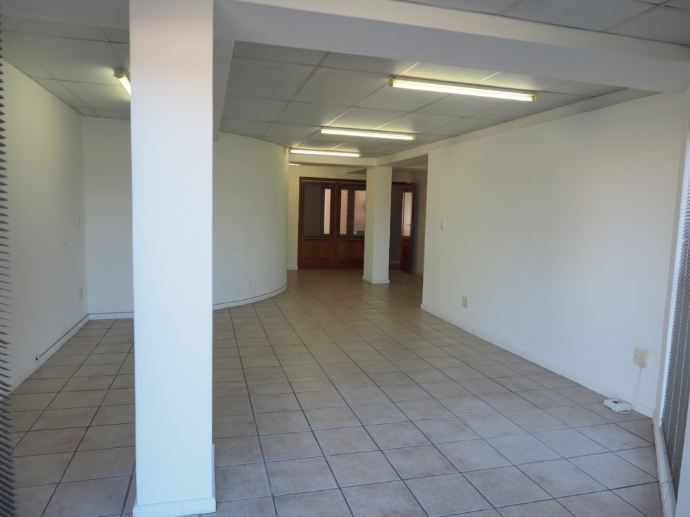 Commercial office for sale in Knysna Central - 1KG1614545 Commercial office for sale in Knysna Central - 1KG1614545