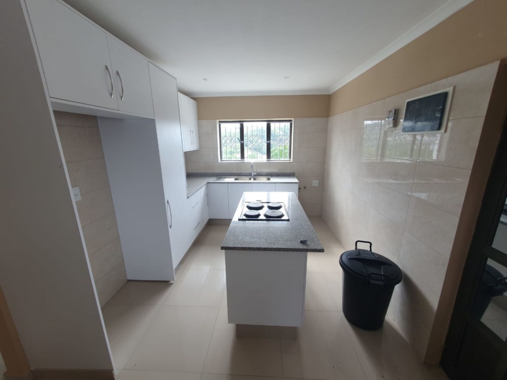 Garden apartment let in Chatsworth, KwaZulu-Natal - 1WB1614692