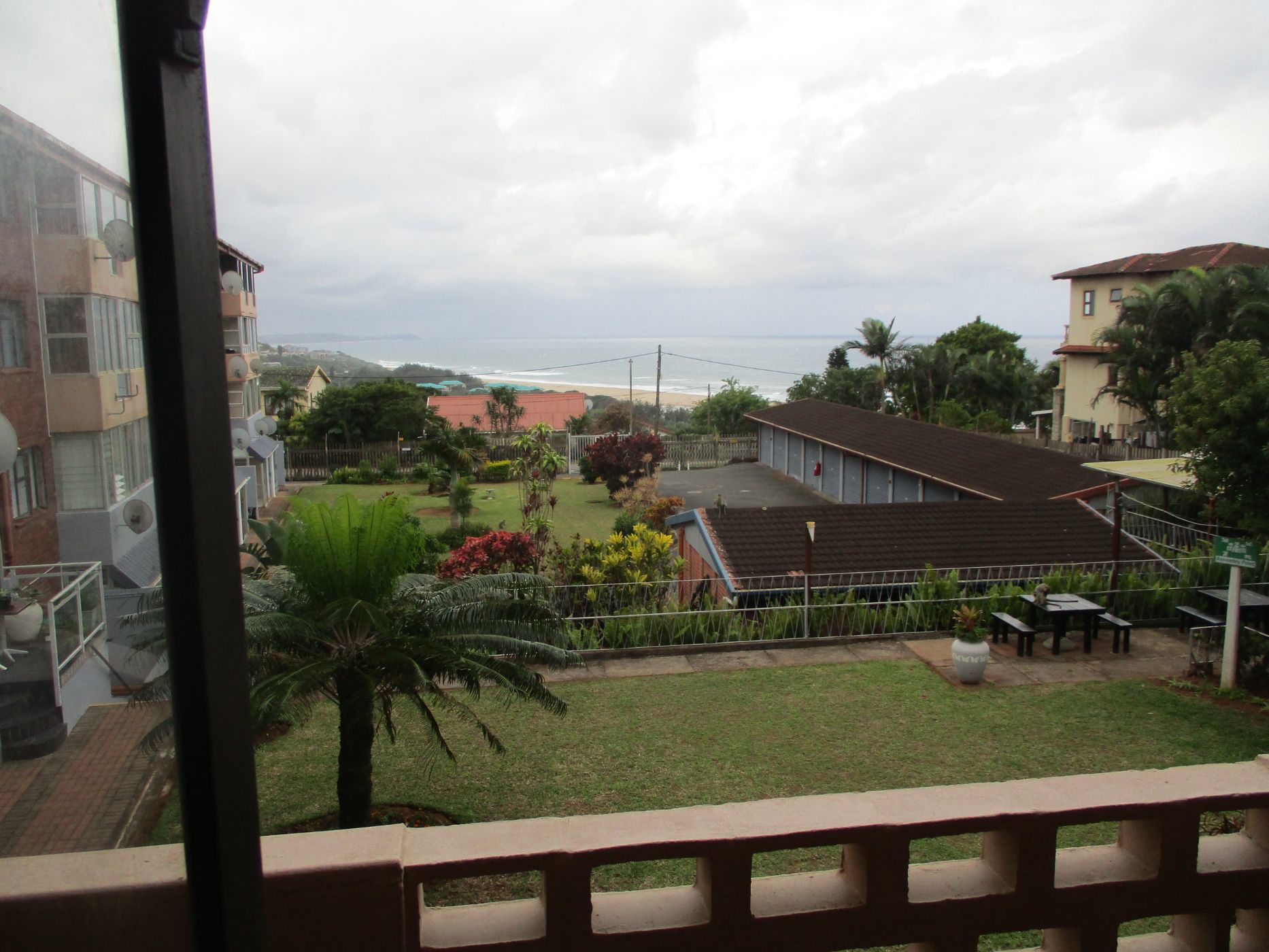 Apartment let in Illovo Beach - 1WB1703036