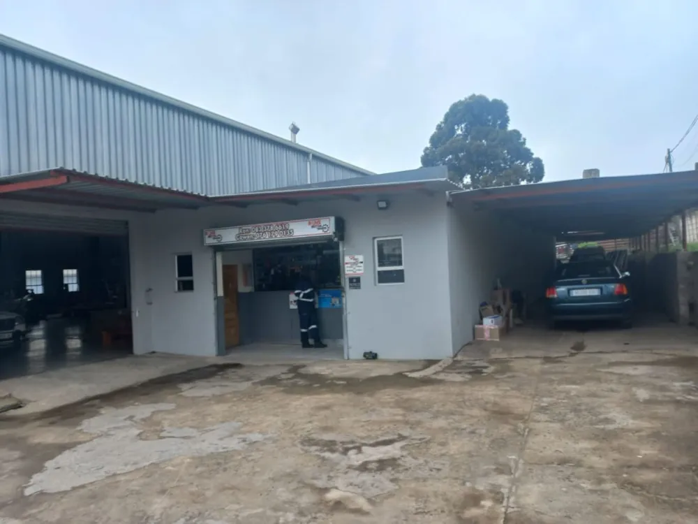 Commercial industrial property to rent in Mthatha - 1MH1614971